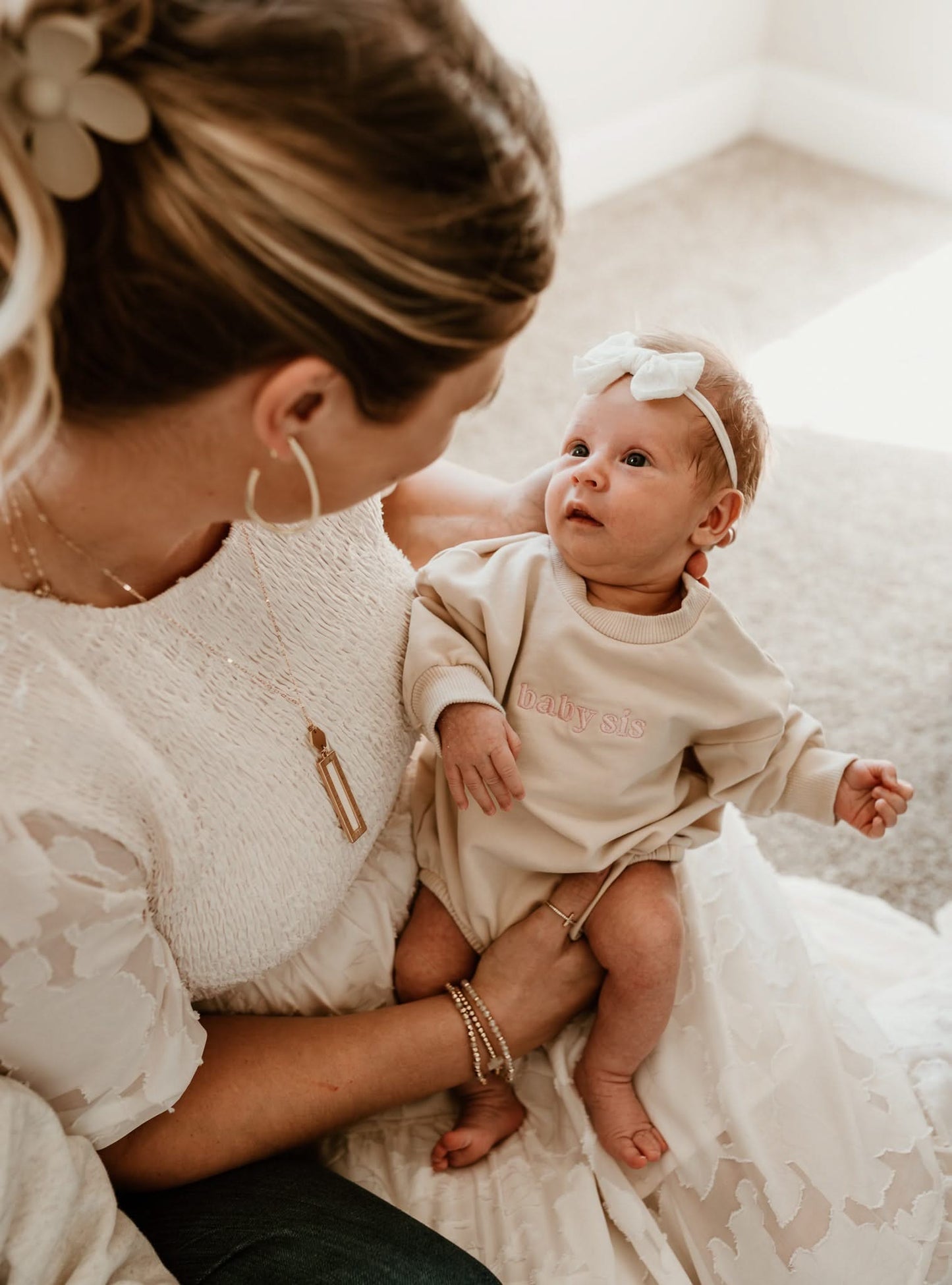 Baby Sis / Baby Bro – Embroidered Cream Bubble Romper | Pink or Blue Thread