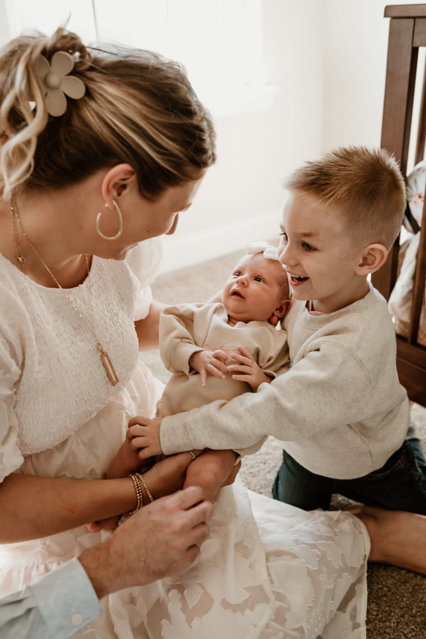 Baby Sis / Baby Bro – Embroidered Cream Bubble Romper | Pink or Blue Thread